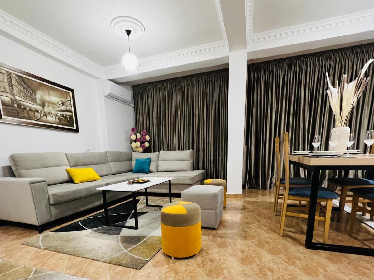 Daily Rent Apartment City Center Elbasan 6 Экстерьер фото