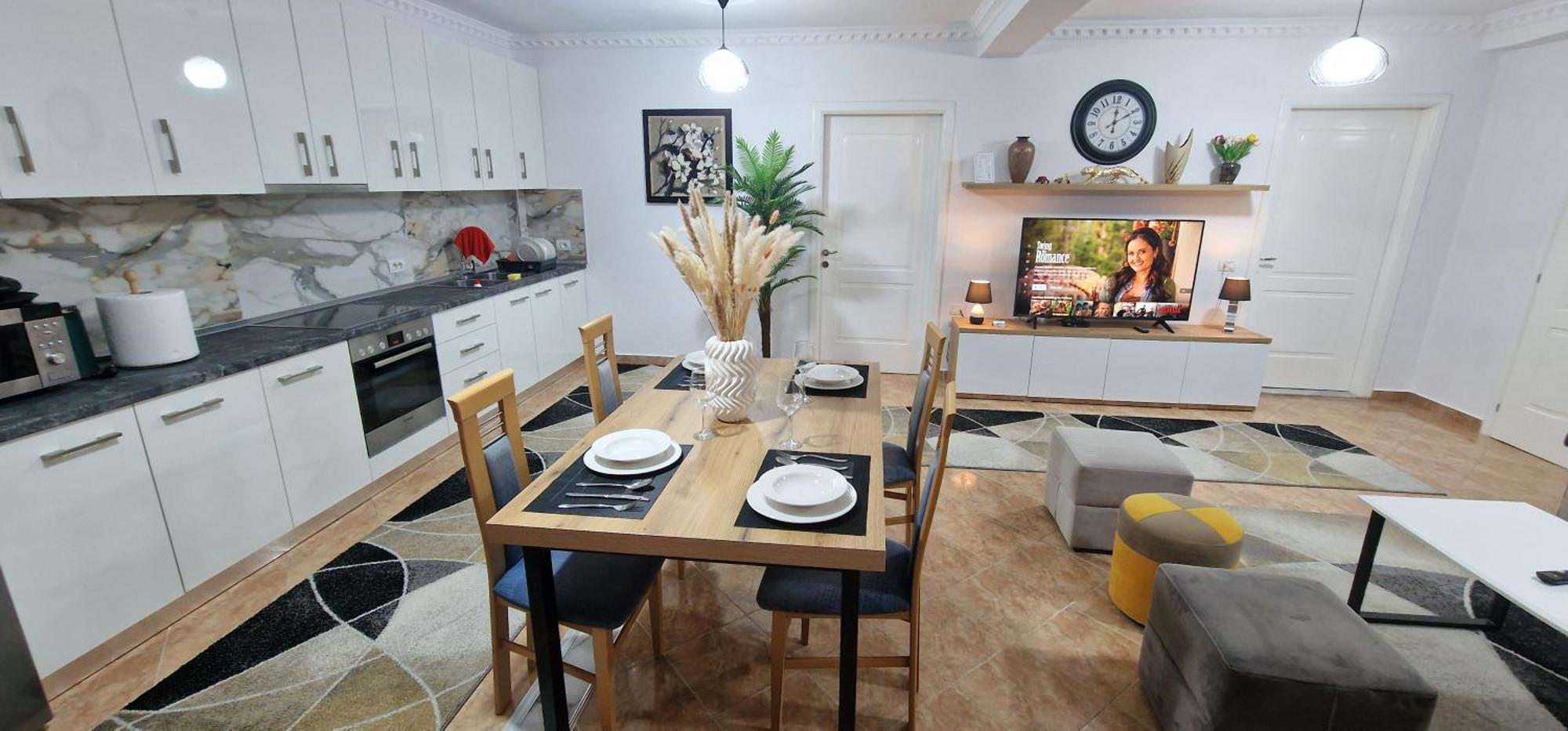 Daily Rent Apartment City Center Elbasan 6 Экстерьер фото