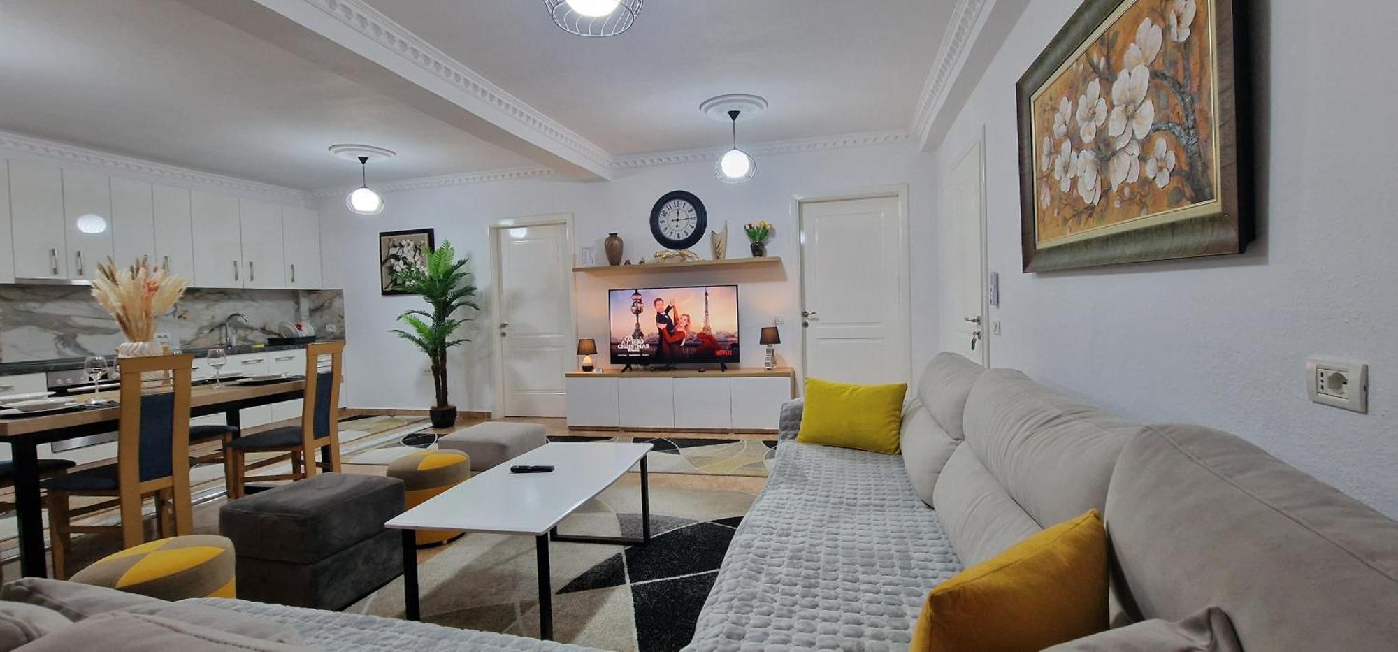 Daily Rent Apartment City Center Elbasan 6 Экстерьер фото